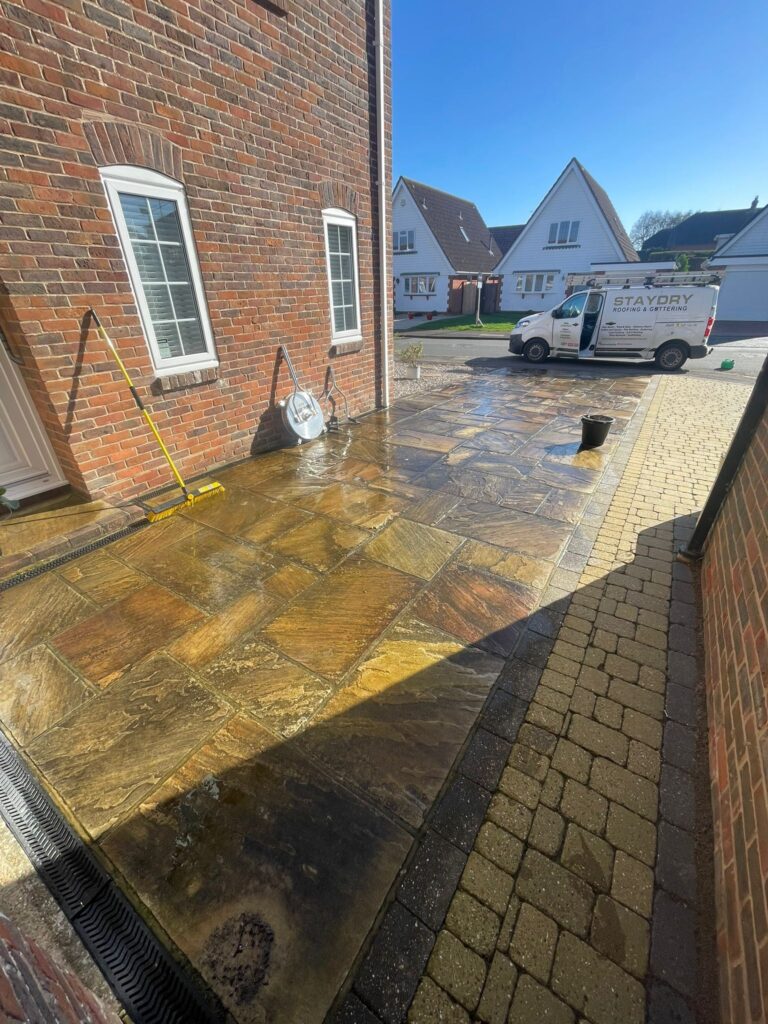 Drive jetwash cleaning before